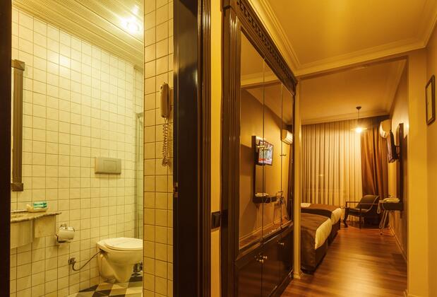 Görsel 20 : Balikcilar Hotel, Konya, İki Ayrı Yataklı Oda, 2 Tek Kişilik Yatak, Banyo