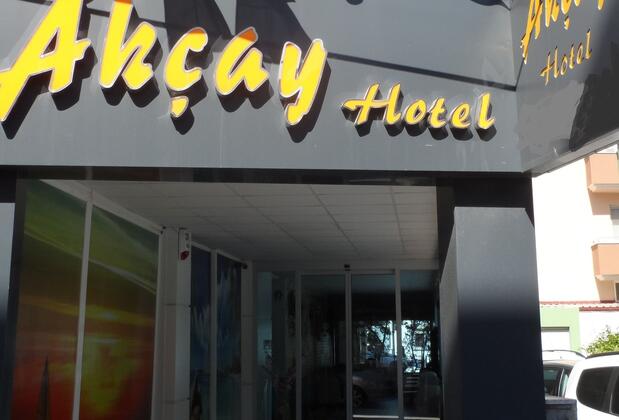 Görsel 2 : Akcay Boutique Hotel, Dikili, Otelin Önü