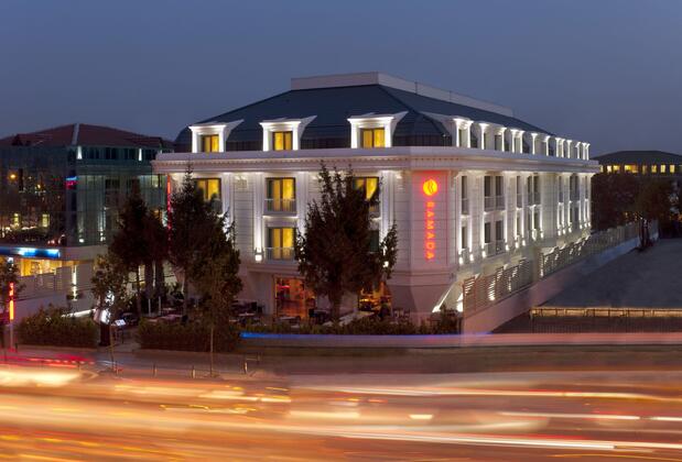 Ramada İstanbul Asia Luxury Hotel