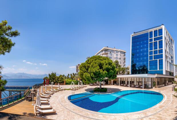 Öz Hotels Antalya Hotel Resort & Spa