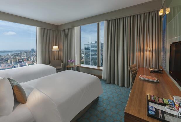 Görsel 2 : Renaissance Istanbul Polat Bosphorus Hotel, İstanbul, Junior Süit, 1 En Büyük (King) Boy Yatak, Deniz Manzaralı, Oda
