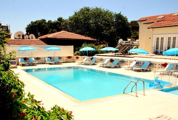 Görsel 1 : Cennet Hotel, Fethiye, Açık Yüzme Havuzu