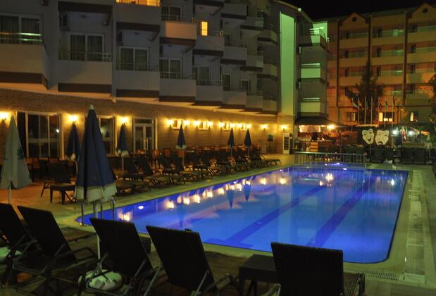 Görsel 2 : Grand Atilla Hotel, Alanya, Havuz