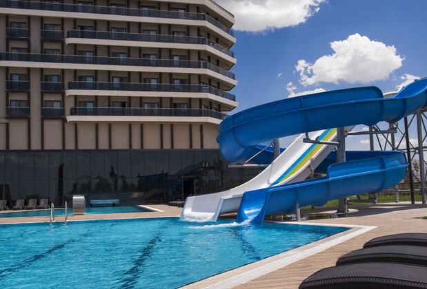 Görsel 2 : May Thermal Resort Spa Hotel, Sandıklı, Su kaydırağı
