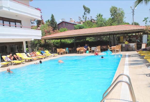 Beyaz Saray Hotel - Görsel 2