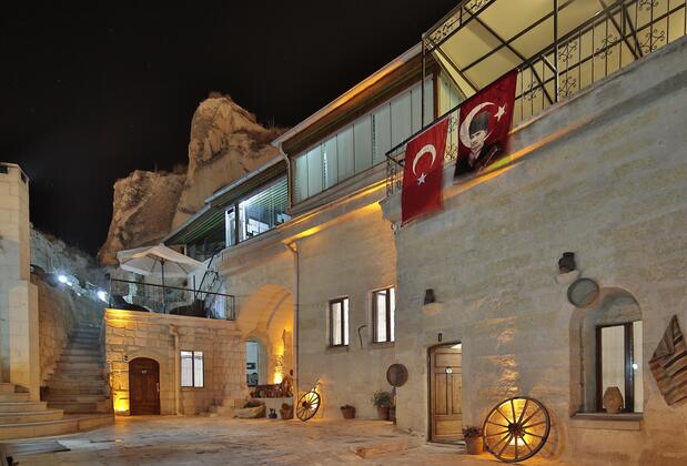 View Cave Hotel