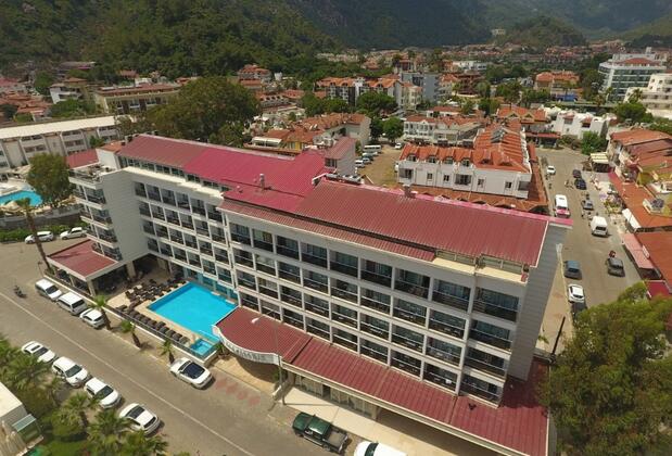 IQ Marmaris Hotel