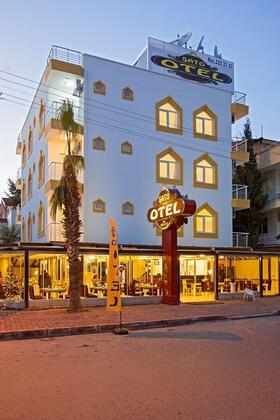 Şato Hotel Lara