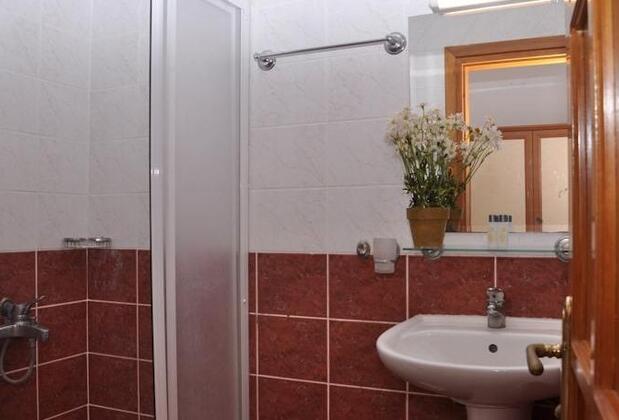 Görsel 7 : Standart Oda Banyo
