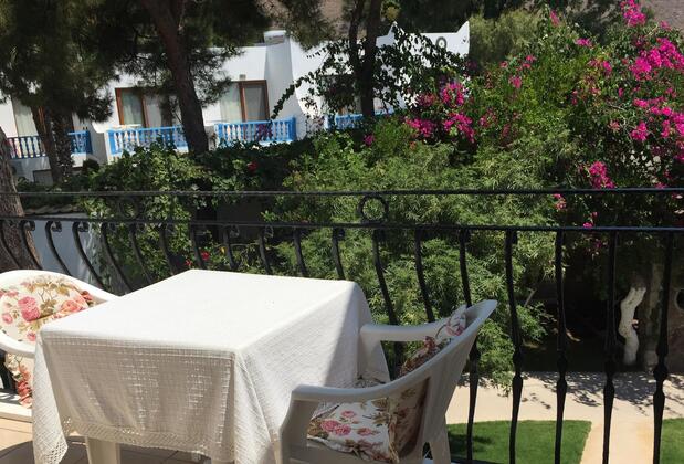 Görsel 2 : Kardesler Otel, Bodrum, Tek Büyük Yataklı Oda, Balkon