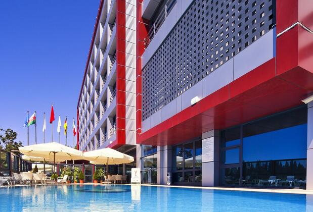 Görsel 1 : Volley Hotel Istanbul, İstanbul, Açık Yüzme Havuzu