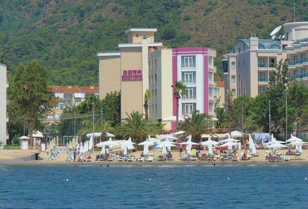 Dora Beach Hotel