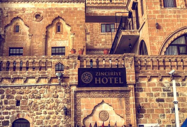 Görsel 1 : Zinciriye Hotel - Special Class, Mardin, Otelin Önü