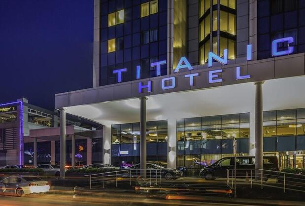 Titanic Port Hotel