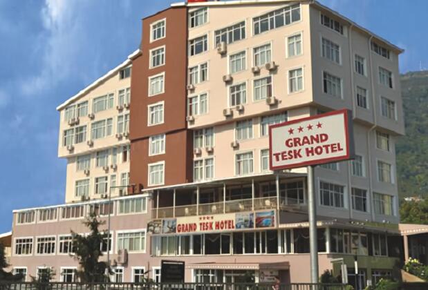 Grand Tesk Hotel