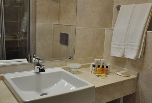 Görsel 23 : Grand Itimat Hotel, Denizli, Comfort İki Ayrı Yataklı Oda, Banyo