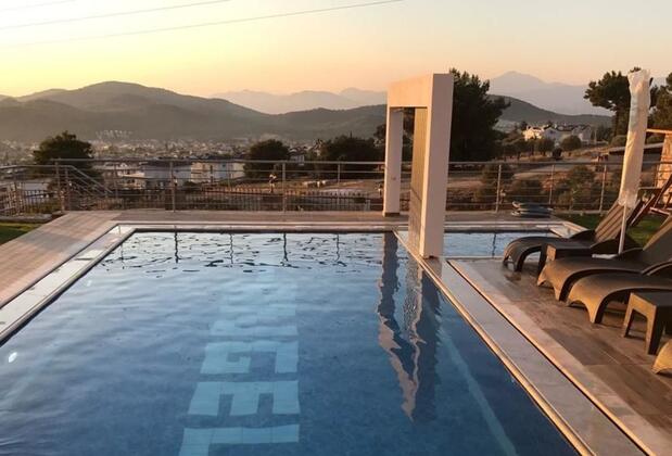 Görsel 2 : Villa Sunset, Fethiye, Açık Yüzme Havuzu