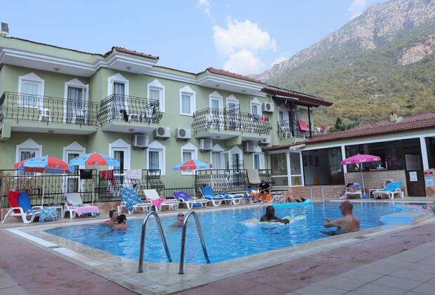 Görsel 1 : Taner Otel, Fethiye, Açık Yüzme Havuzu