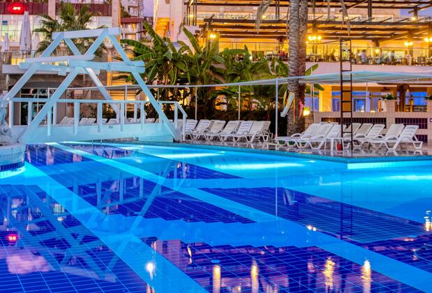 Görsel 2 : Sealife Buket Resort &amp; Beach Hotel – All Inclusive, Alanya, Havuz