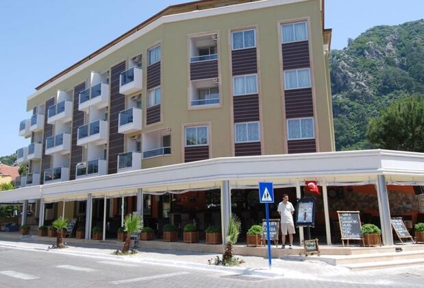 Görsel 1 : Mersoy Exclusive Aqua Resort - All Inclusive, Marmaris, Otelin Önü