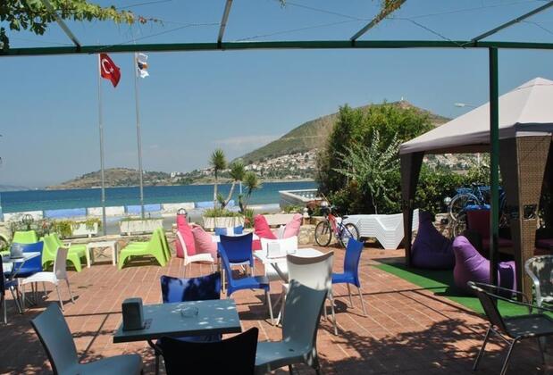 Görsel 1 : Naz Hotel, Foça, Bahçe