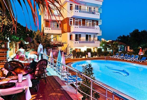 Görsel 1 : Açık Restoran