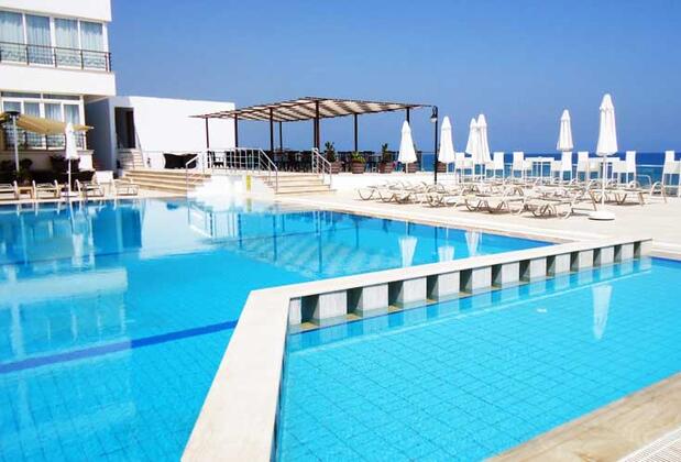 Ada Beach Hotel - Görsel 2