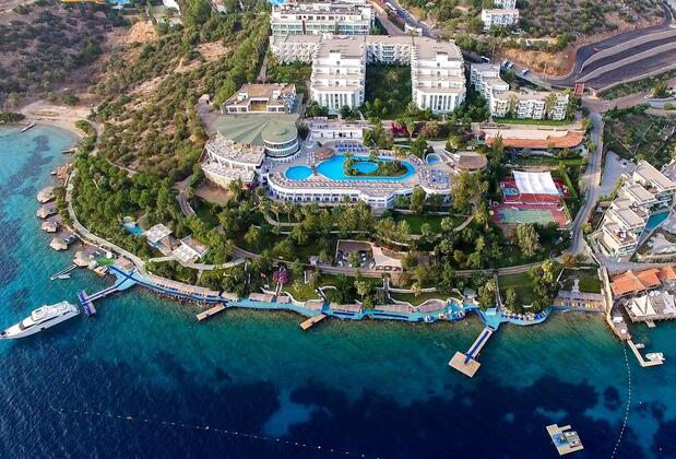 Bodrum Holiday Resort & Spa