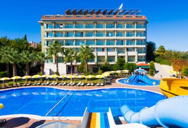 Gardenia Beach Otel Okurcalar