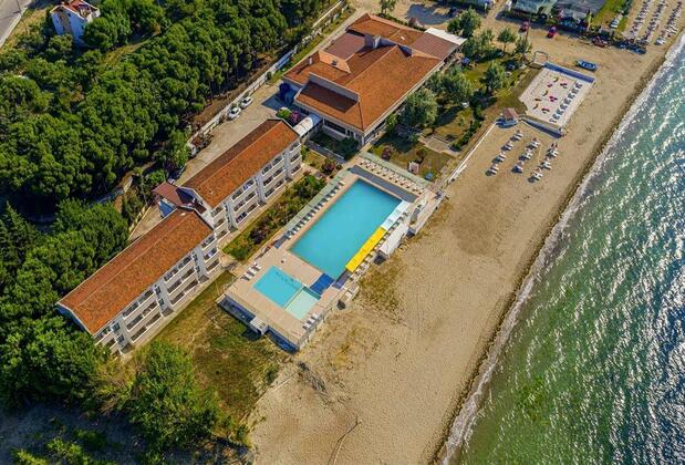 Güzelyalı Beach Resort