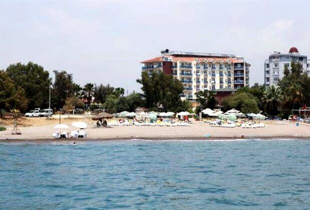 Maide Beach Hotel