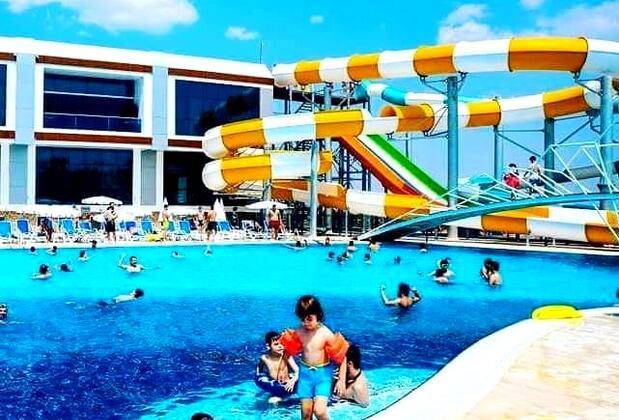 Green Aqua Park