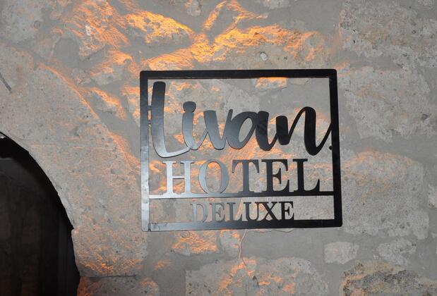 Görsel 2 : Livan Hotel Deluxe, Çeşme, Otel Girişi