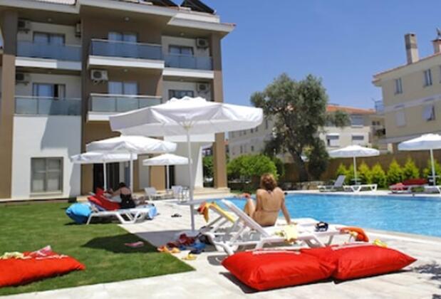 Çilek Marina Otel Çeşme - Görsel 2