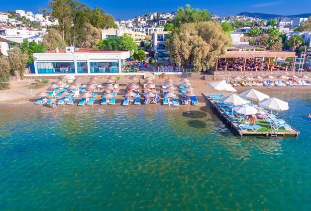 Ladonia Hotels Breeze Beach Hotel