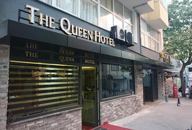 The Queen Hotel