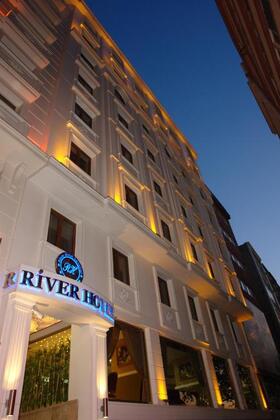 River Hotel İstanbul
