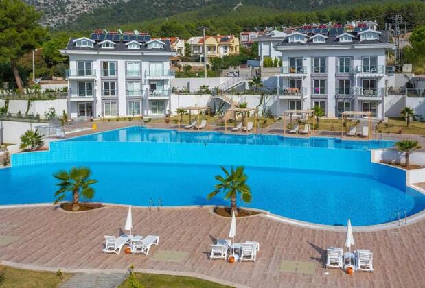 Orka World F4 Apartments