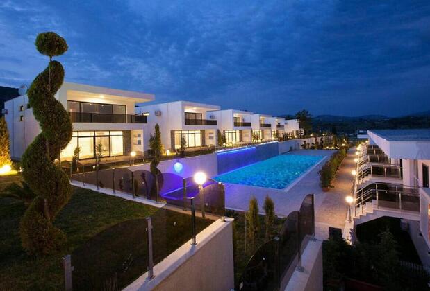 Ada Villas Beverly Hills kuşadası