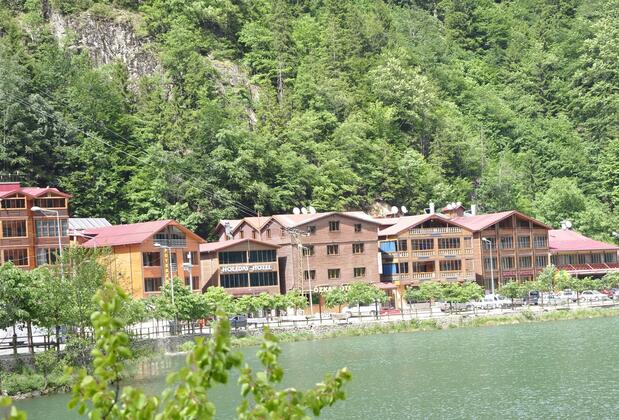 Holiday Hotel Uzungöl