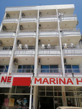 Marina Hotel