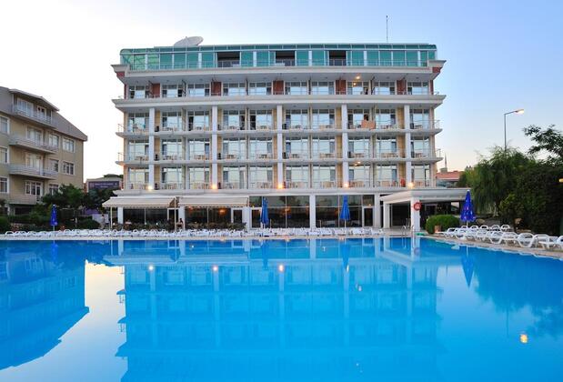 Pelikan Hotel İstanbul