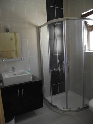 Kara Üzüm Hotel - Görsel 2