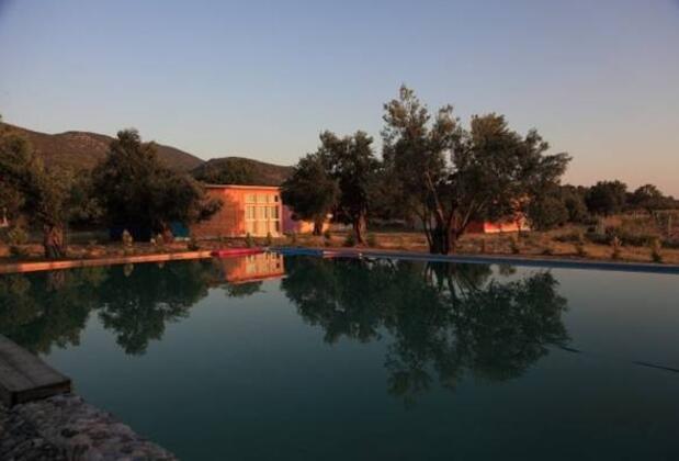 Almondville Pergamon Bungalows - Görsel 2