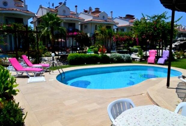 Pink Beach Villa - Görsel 2