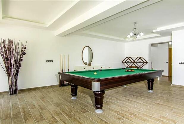 Luxury Pine Villa - Görsel 24