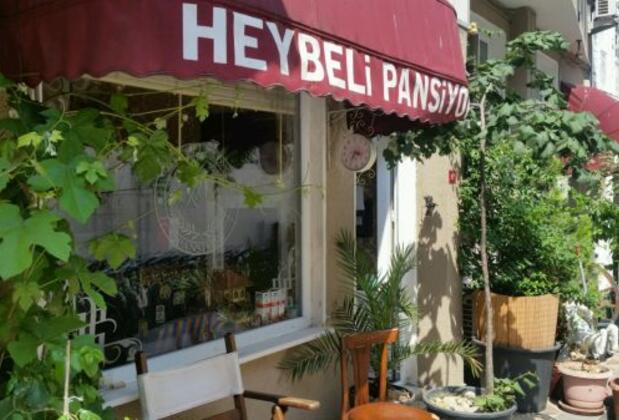 Heybeliada Pansiyon (Halki Butik Otel)