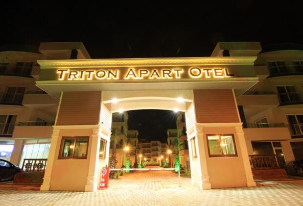 Triton Apart Otel
