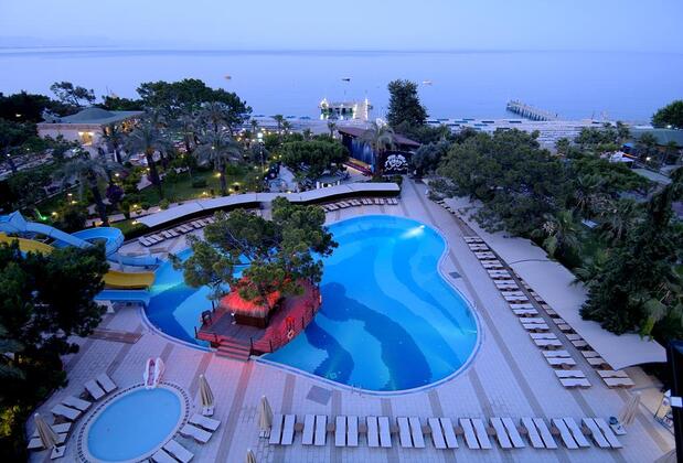 Catamaran Resort Otel Beldibi