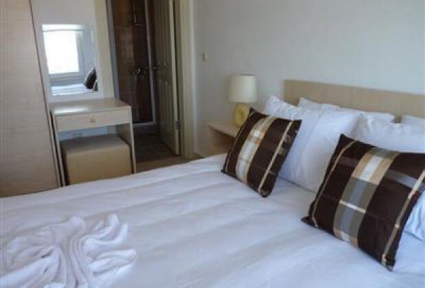 Flipflops Apart Güllük